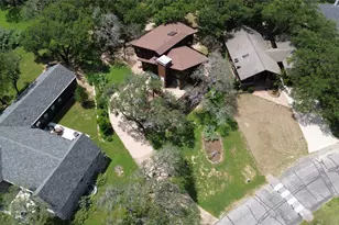 334 Coventry Rd, Spicewood, TX 78669 - Photo 39