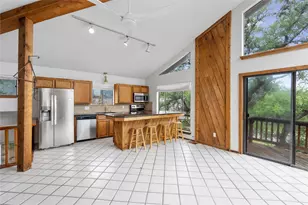 334 Coventry Rd, Spicewood, TX 78669 - Photo 17