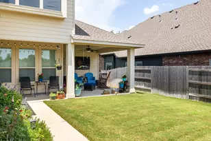 201 Sycamore St, Georgetown, TX 78633 - Photo 27