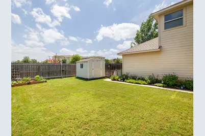 201 Sycamore Street, Georgetown, TX 78633 - Photo 29