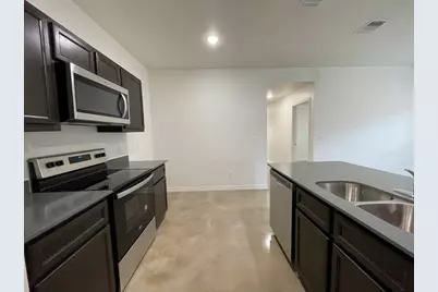 2317 Zanoletti Court #B, Temple, TX 76504 - Photo 11