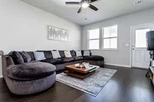 7516 Saginaw Dr, Austin, TX 78754 - Photo 5