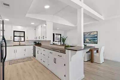 1201 Lakeshore Drive, Spicewood, TX 78669 - Photo 15