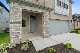 1102 Universal Dr, Hutto, TX 78634 - Photo 3