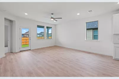 1102 Universal Drive, Hutto, TX 78634 - Photo 7