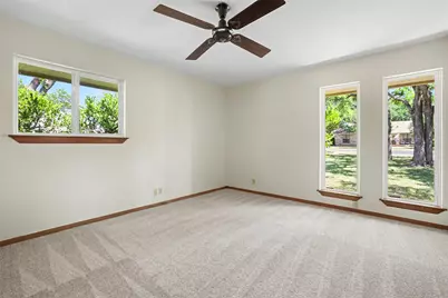 307 Las Plumas Drive, Georgetown, TX 78628 - Photo 27