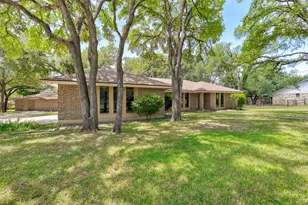 307 Las Plumas Dr, Georgetown, TX 78628 - Photo 39