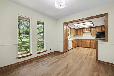 307 Las Plumas Drive, Georgetown, TX 78628 - Photo 9