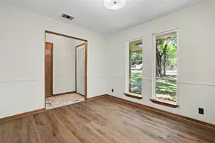 307 Las Plumas Dr, Georgetown, TX 78628 - Photo 5