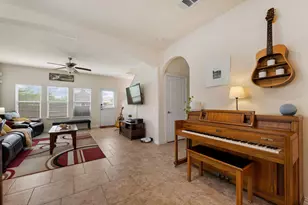 6905 Vail Ridge St, Austin, TX 78744 - Photo 9