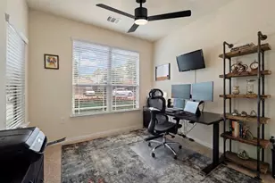 6905 Vail Ridge St, Austin, TX 78744 - Photo 19