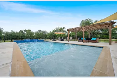 638 Strada Luca, Florence, TX 76527 - Photo 29