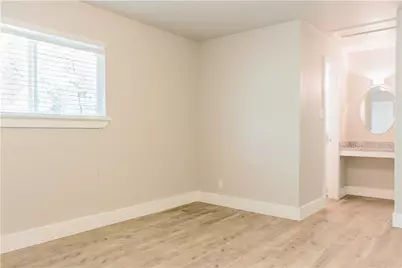 1302 E 52nd Street #101, Austin, TX 78723 - Photo 3