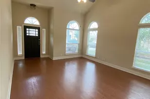 8600 Wood Stork Dr, Austin, TX 78729 - Photo 3