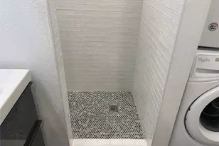 2220 Leon St, Austin, TX 78705 - Photo 13