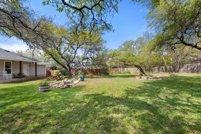103 Leaning Oak Circle, Johnson City, TX 78636 - Photo 31