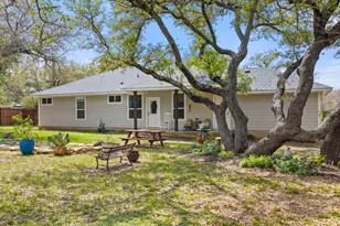 103 Leaning Oak Cir, Johnson City, TX 78636 - Photo 37