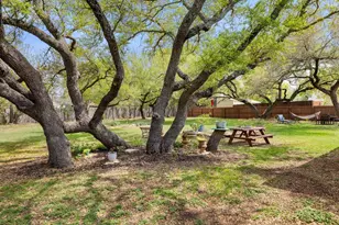 103 Leaning Oak Cir, Johnson City, TX 78636 - Photo 33