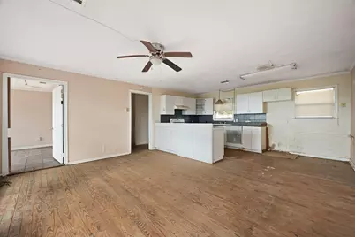 11013 W Lakeview Drive, Jonestown, TX 78645 - Photo 15