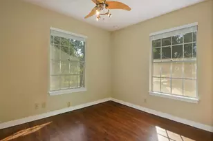 401 Cherry Hill Dr, Austin, TX 78704 - Photo 13