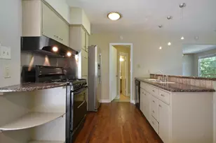 401 Cherry Hill Dr, Austin, TX 78704 - Photo 5