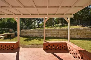 401 Cherry Hill Dr, Austin, TX 78704 - Photo 17