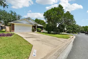 5815 Lomita Verde Cir, Austin, TX 78749 - Photo 3