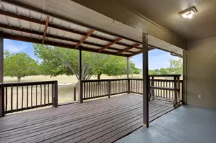 84 Thomas Dr, Martindale, TX 78655 - Photo 31