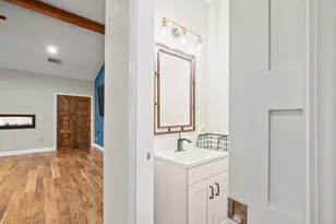 10204 Oak Grove Cir, Austin, TX 78736 - Photo 9