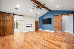 10204 Oak Grove Cir, Austin, TX 78736 - Photo 17