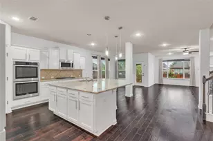 904 Purple Moor Pass, Leander, TX 78641 - Photo 3