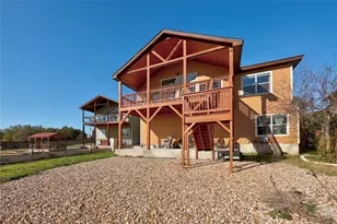 1748 Lakeshore Dr, Canyon Lake, TX 78133 - Photo 27