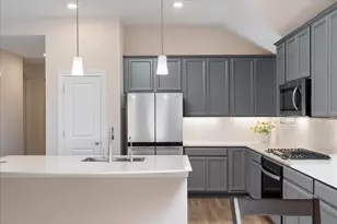 113 Muddy Crk Wy, Kyle, TX 78640 - Photo 3