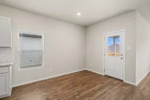156 Wind Hl, Jarrell, TX 76537 - Photo 15