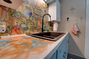 204 Brewster Ave, Florence, TX 76527 - Photo 5