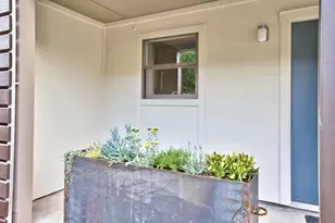 924 E 51st St, Austin, TX 78751 - Photo 15