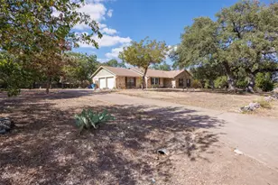 111 Pecan Dr, Mountain City, TX 78610 - Photo 23