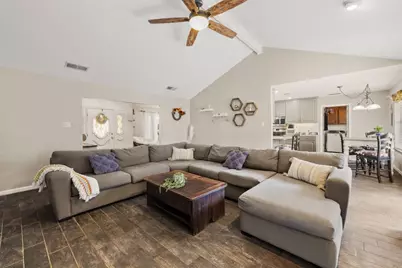 111 Pecan Drive, Mountain City, TX 78610 - Photo 7