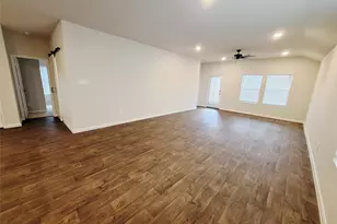 1327 Camden Ln Ln, Lockhart, TX 78644 - Photo 9