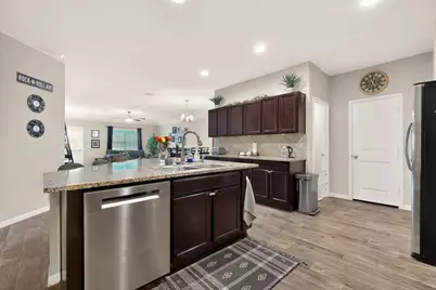 706 Liard River Road, Hutto, TX 78634 - Photo 11