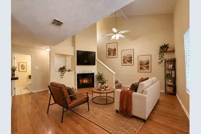 512 Eberhart Lane #605, Austin, TX 78745 - Photo 3