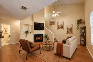 512 Eberhart Ln, Austin, TX 78745 - Photo 3