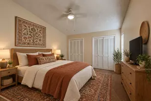 512 Eberhart Ln, Austin, TX 78745 - Photo 9