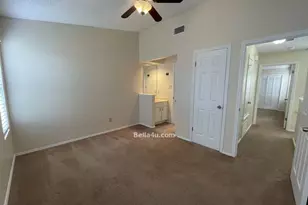 512 Eberhart Ln, Austin, TX 78745 - Photo 13