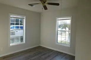 1320 Green St, Lockhart, TX 78644 - Photo 5