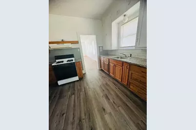 100 N Brazos Street, Lockhart, TX 78644 - Photo 3
