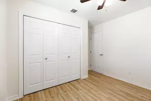 823 N Commerce St, Lockhart, TX 78644 - Photo 23