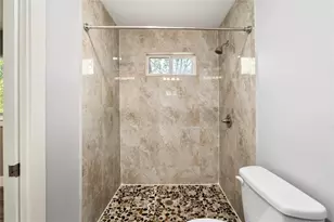 1204 Eleanor St, Austin, TX 78721 - Photo 19