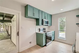 6204 Shadow Valley Dr, Austin, TX 78731 - Photo 19