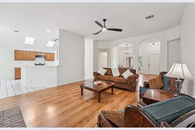 12607 Schreiner Court, Austin, TX 78732 - Photo 3